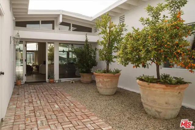 3627 Cody Road, Sherman Oaks, CA 91403 - #3