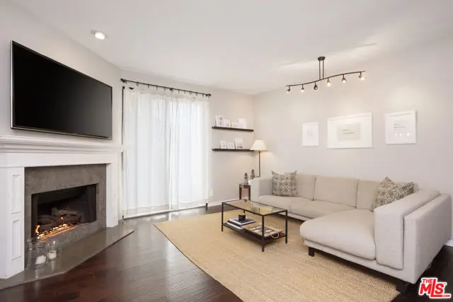 11954 Mayfield Avenue #6, Los Angeles, CA 90049 - #2