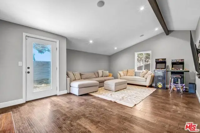 12233 Malone Street, Los Angeles, CA 90066 - #2