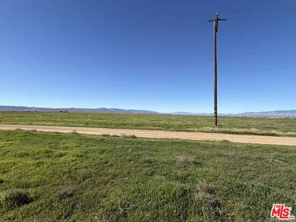 105 W Vac/vic Avenue, Antelope Acres, CA 93536