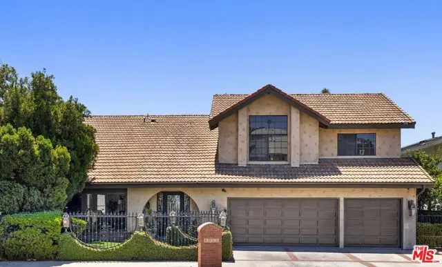 8000 Oceanus Drive, Los Angeles, CA 90046 - #1