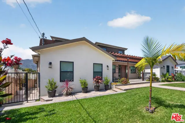 2806 Manhattan Avenue, La Crescenta, CA 91214 - #2