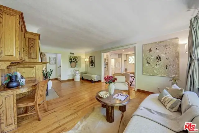 4947 Serrania Avenue, Woodland Hills, CA 91364 - #1