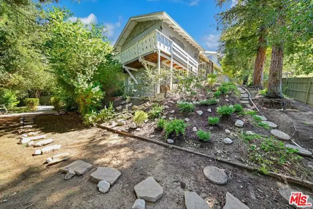 4947 Serrania Avenue, Woodland Hills, CA 91364 - #2