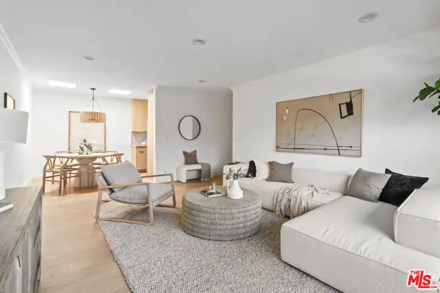 423 Pier Avenue #4, Santa Monica, CA 90405 - #3