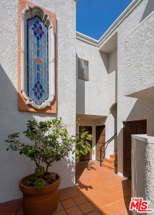 3271 Sawtelle Boulevard #204, Los Angeles, CA 90066 - #3