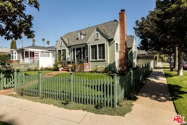 880 Wellesley Avenue, Los Angeles, CA 90049 - #3