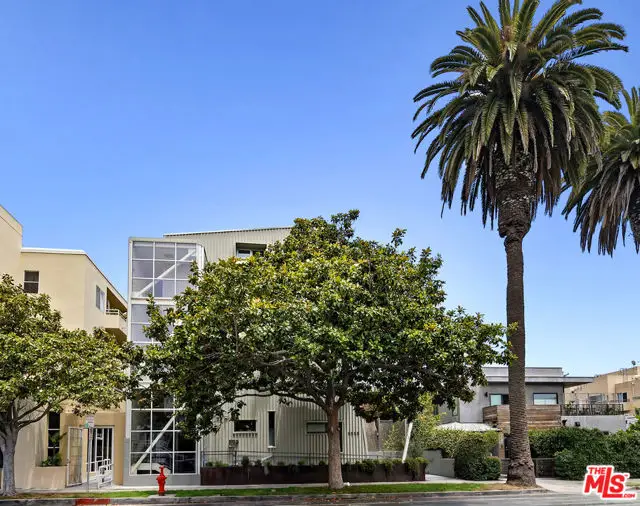 1513 9th Street #3, Santa Monica, CA 90401 - #2