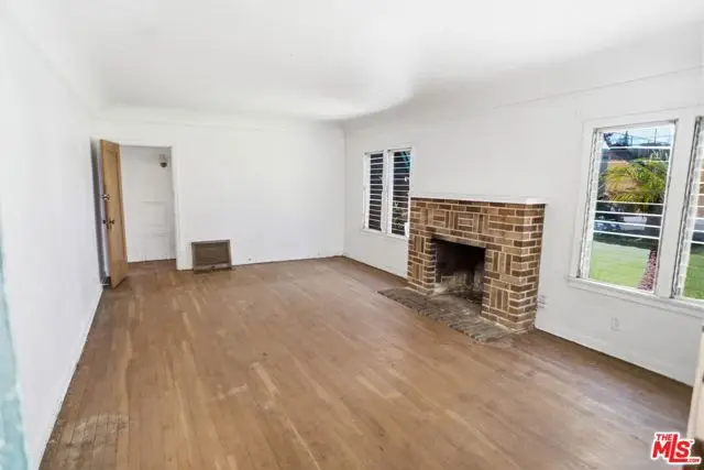 638 E San Jose Avenue, Burbank, CA 91501 - #2