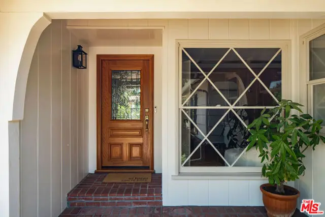 13024 Magnolia Boulevard, Sherman Oaks, CA 91423 - #2