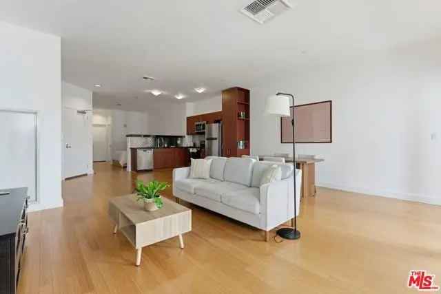 3810 Wilshire Boulevard #602, Los Angeles, CA 90010 - #3