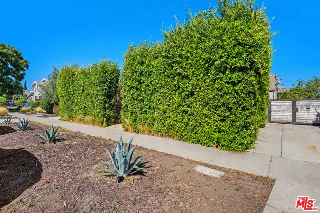 1656 S Genesee Avenue, Los Angeles, CA 90019 - #3