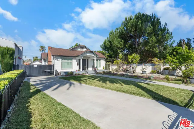 1043 S Victoria Avenue, Los Angeles, CA 90019 - #1