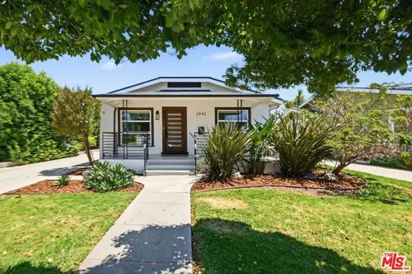 2942 Hillcrest Drive, Los Angeles, CA 90016