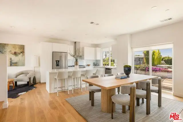 11724 Culver Boulevard #8, Los Angeles, CA 90066 - #2