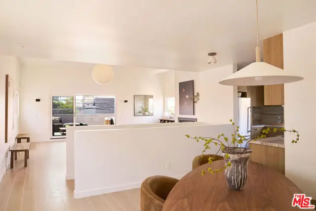 2411 Abbot Kinney Boulevard, Venice, CA 90291 - #3