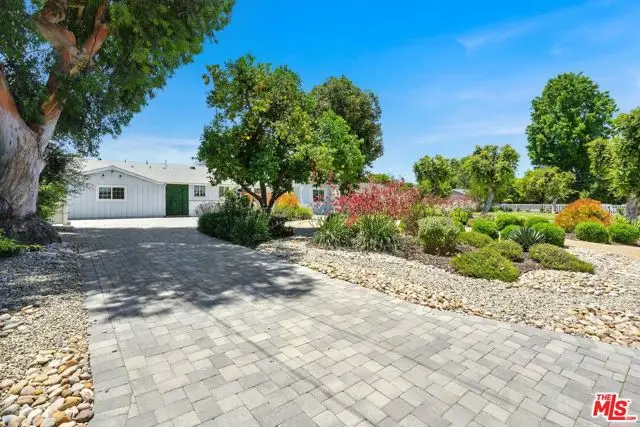 20616 Quedo Drive, Woodland Hills, CA 91364 - #3