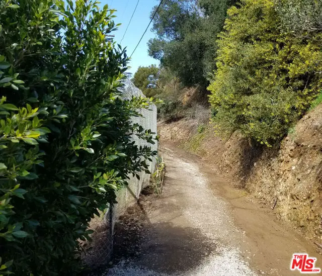 1555 Reseda Boulevard, Pacific Palisades, CA 90272 - #2