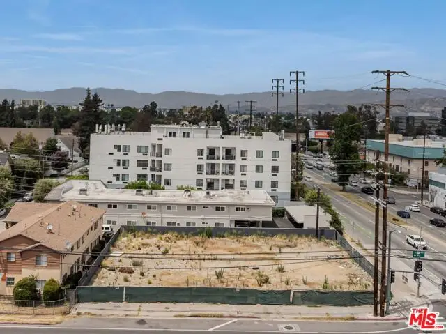 11003 Moorpark Street, North Hollywood, CA 91602 - #3