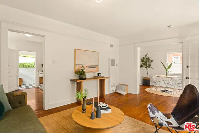 6039 Piedmont Avenue, Los Angeles, CA 90042 - #1