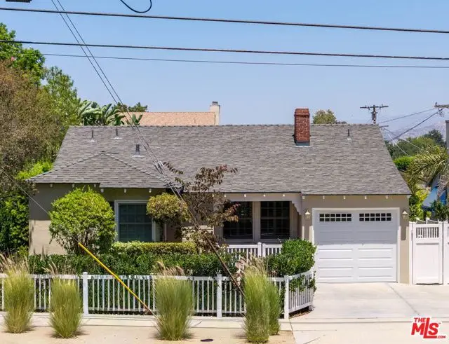10257 Camarillo Street, Toluca Lake, CA 91602 - #3