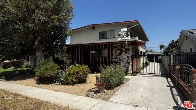 309 W Buckthorn Street, Inglewood, CA 90301 - #1