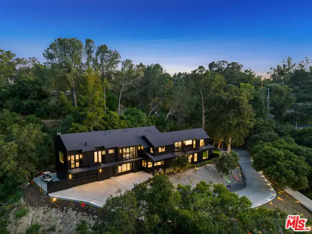 3140 Coldwater Canyon, Studio City, CA 91604 - #2