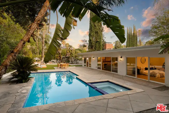 5720 Wilhelmina Avenue, Woodland Hills, CA 91367 - #2