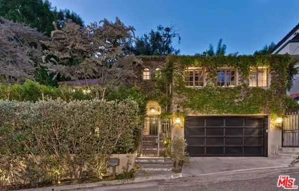 3300 N Knoll Drive, Los Angeles, CA 90068