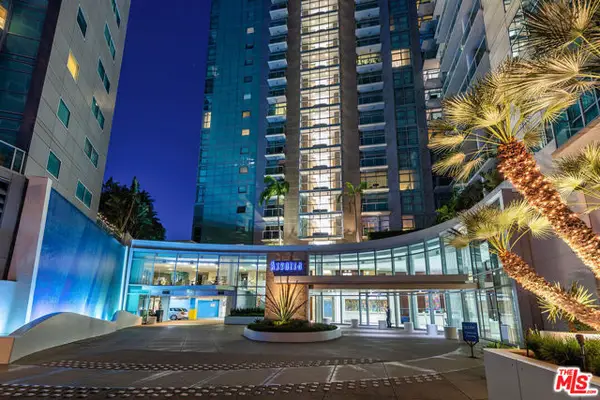 13700 Marina Pointe Drive #722, Marina Del Rey, CA 90292