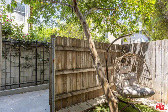 9131 Burnet Avenue #5, San Fernando Valley, CA 91343 - #2