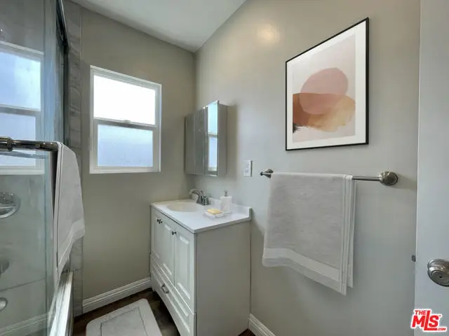 2012 S Holt Avenue, Los Angeles, CA 90034 - #2