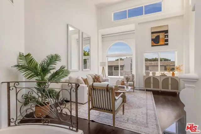 2922 Montana Avenue #B, Santa Monica, CA 90403 - #3