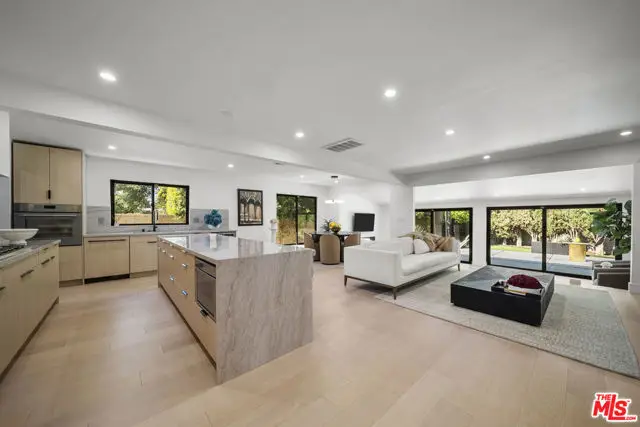15431 Milbank Street, Encino, CA 91436 - #1