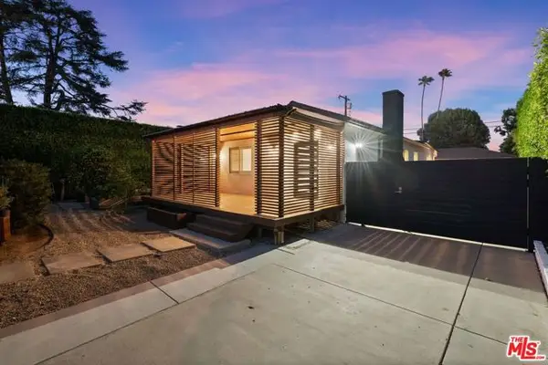 5526 Greenbush Avenue, Los Angeles, CA 91401