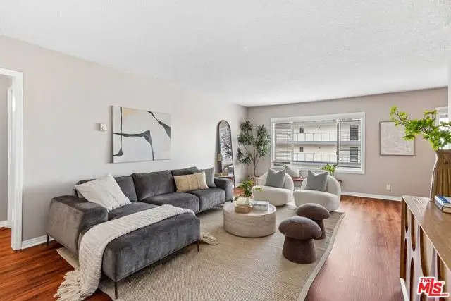 2002 4th Street #208, Santa Monica, CA 90405 - #2