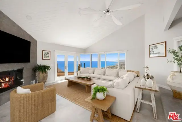 15 N Vista De Catalina, Laguna Beach, CA 92651 - #1