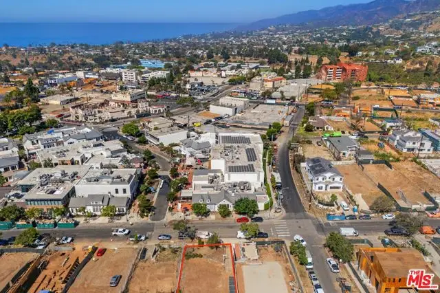 1050 Monument Street, Pacific Palisades, CA 90272 - #1