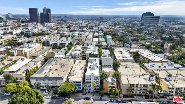 11952 Montana Avenue #303, Los Angeles, CA 90049 - #1