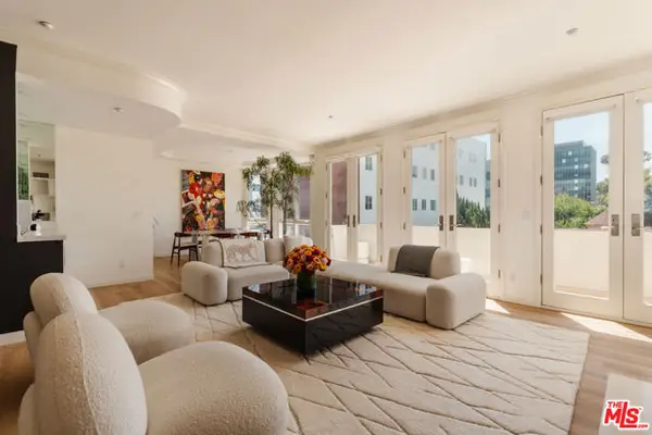 121 N Almont Drive #304, Beverly Hills, CA 90211