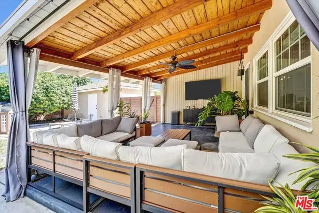 19803 Bassett Street, Winnetka, CA 91306 - #1
