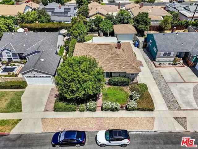 19803 Bassett Street, Winnetka, CA 91306 - #2
