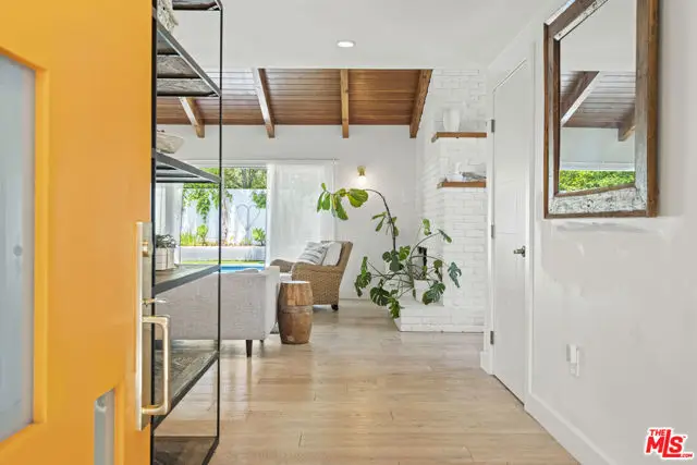 23023 Gainford Street, Woodland Hills, CA 91364 - #3