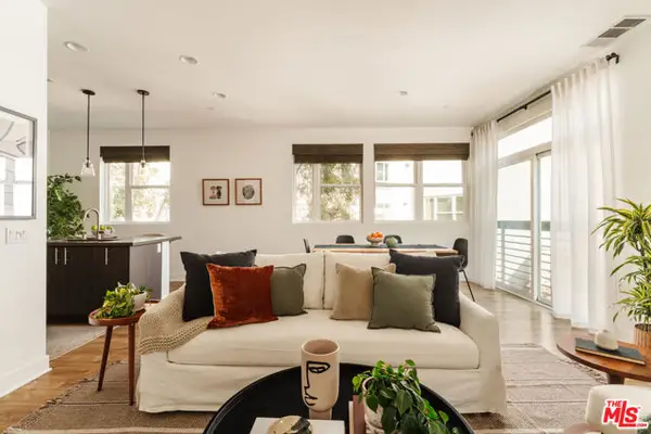 2753 Waverly Drive #601, Los Angeles, CA 90039