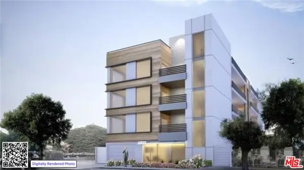 14822 Delano Street, Los Angeles, CA 91411