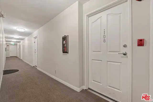1160 Granville Avenue #108, Los Angeles, CA 90049 - #3