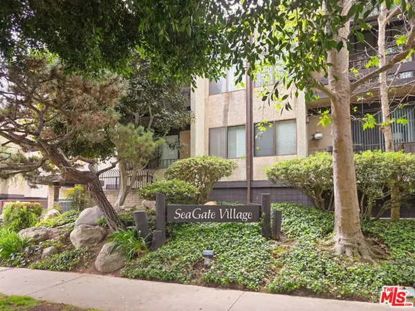8675 Falmouth Avenue #110, Playa Del Rey (los Angeles), CA 90293