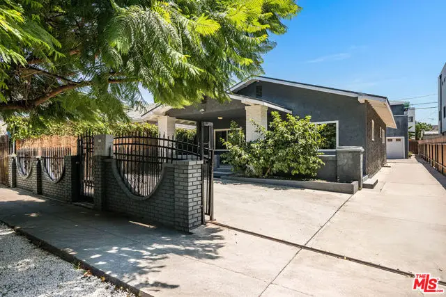 838 N Ridgewood Place, Los Angeles, CA 90038 - #2
