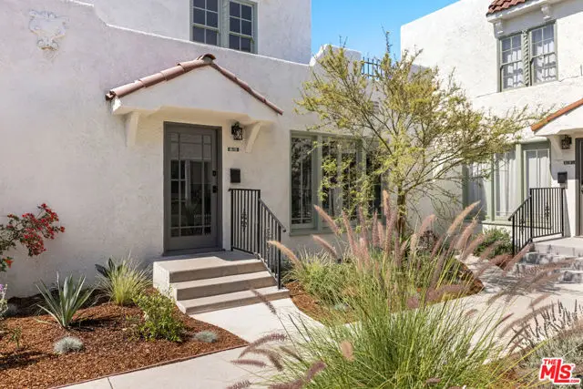 619 N Sycamore Avenue, Los Angeles, CA 90036 - #1