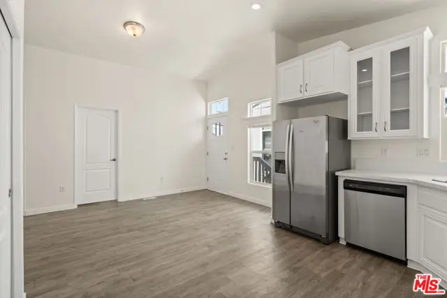 8250 Lankershim Boulevard #19, North Hollywood, CA 91605 - #2